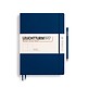 Libreta Master Classic (A4+), Tapa dura, 235 Páginas numeradas, Azul marino, Liso